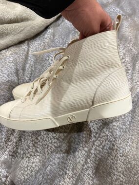 Louis Vuitton Off-White Textured High-Top Sneakers